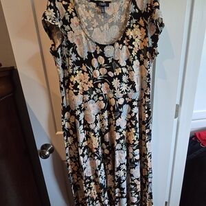 Chaps Black Floral Maxi Dress
